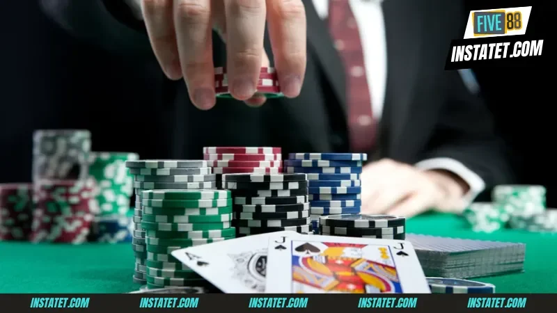 Bí kíp all in trong poker